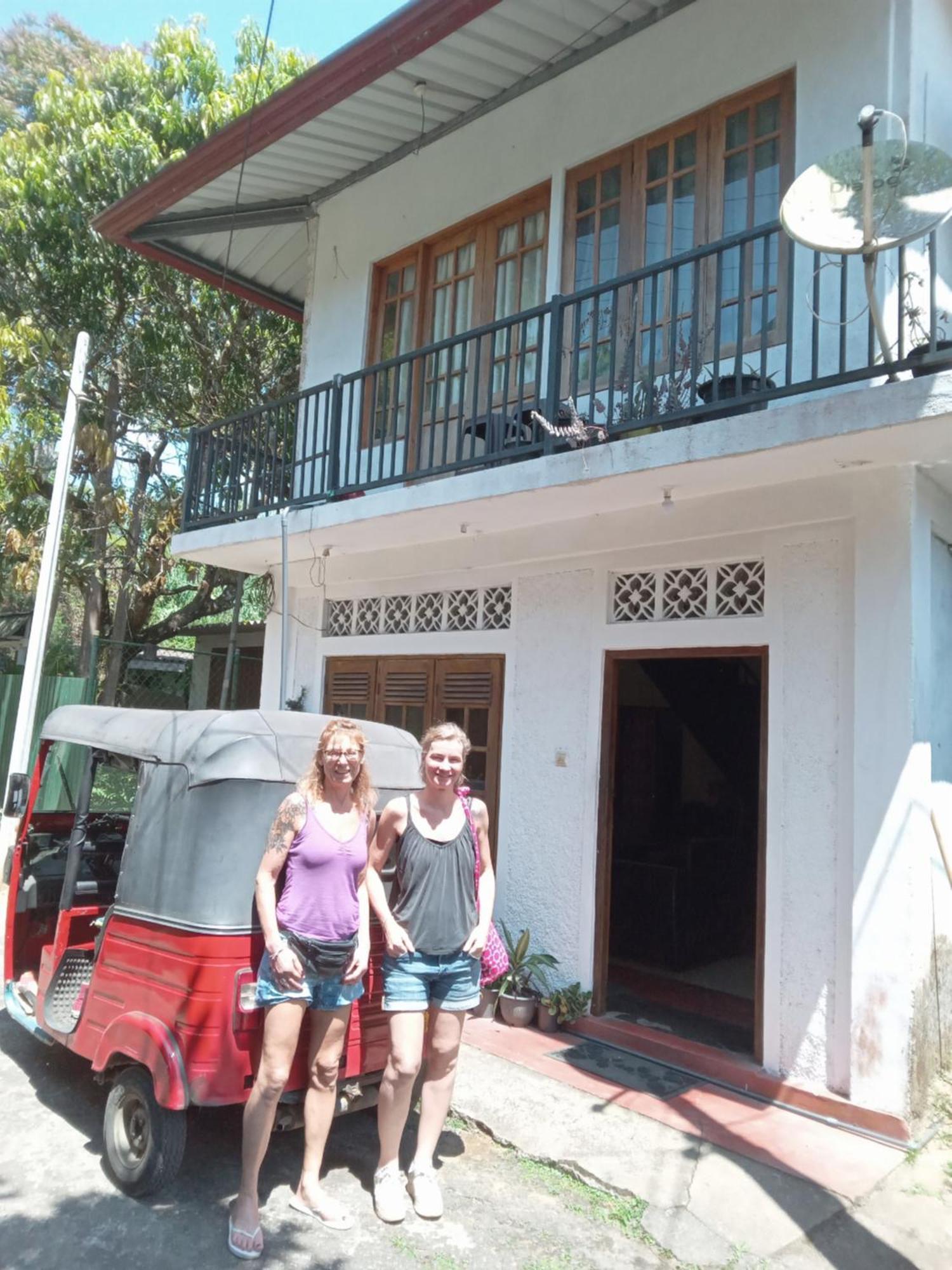 האטון Trinish Homestay מראה חיצוני תמונה